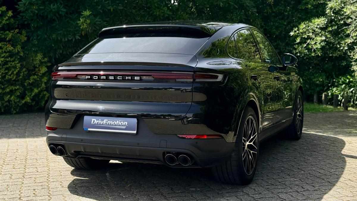 porsche-cayenne-2025-hibrido-a-gasolina-2995cc