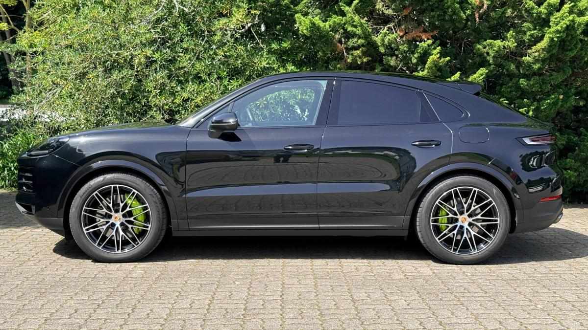 porsche-cayenne-2025-hibrido-a-gasolina-2995cc