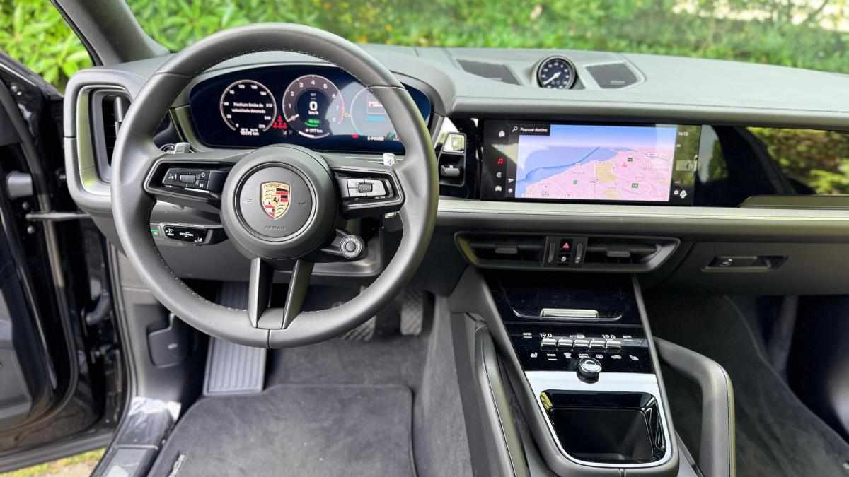 porsche-cayenne-2025-hibrido-a-gasolina-2995cc