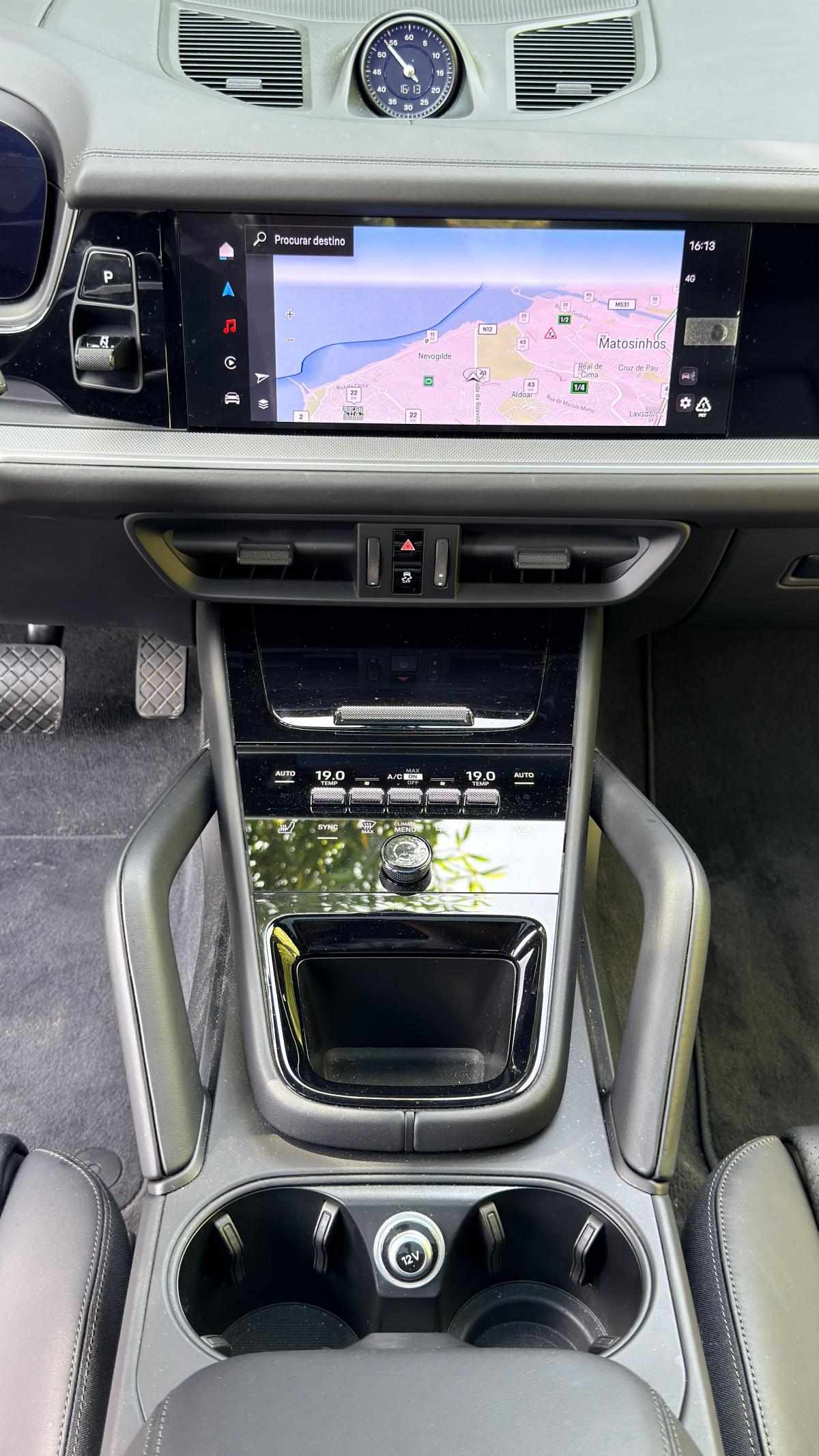 porsche-cayenne-2025-hibrido-a-gasolina-2995cc