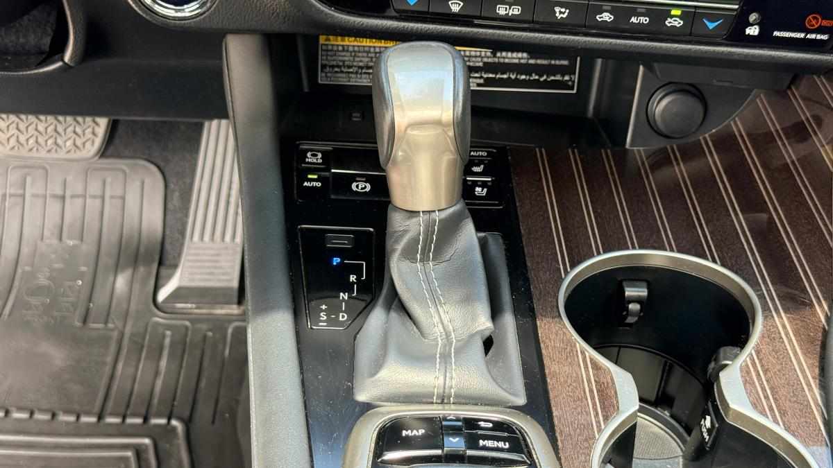 lexus-rx-450h-3-5-v6-lwb-2019-gasolina-3456cc