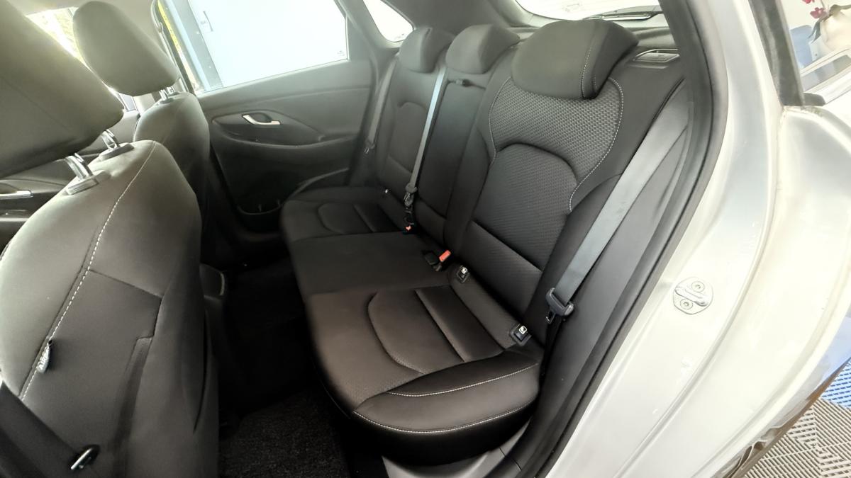 hyundai-i30-2018-gasolina-998cc