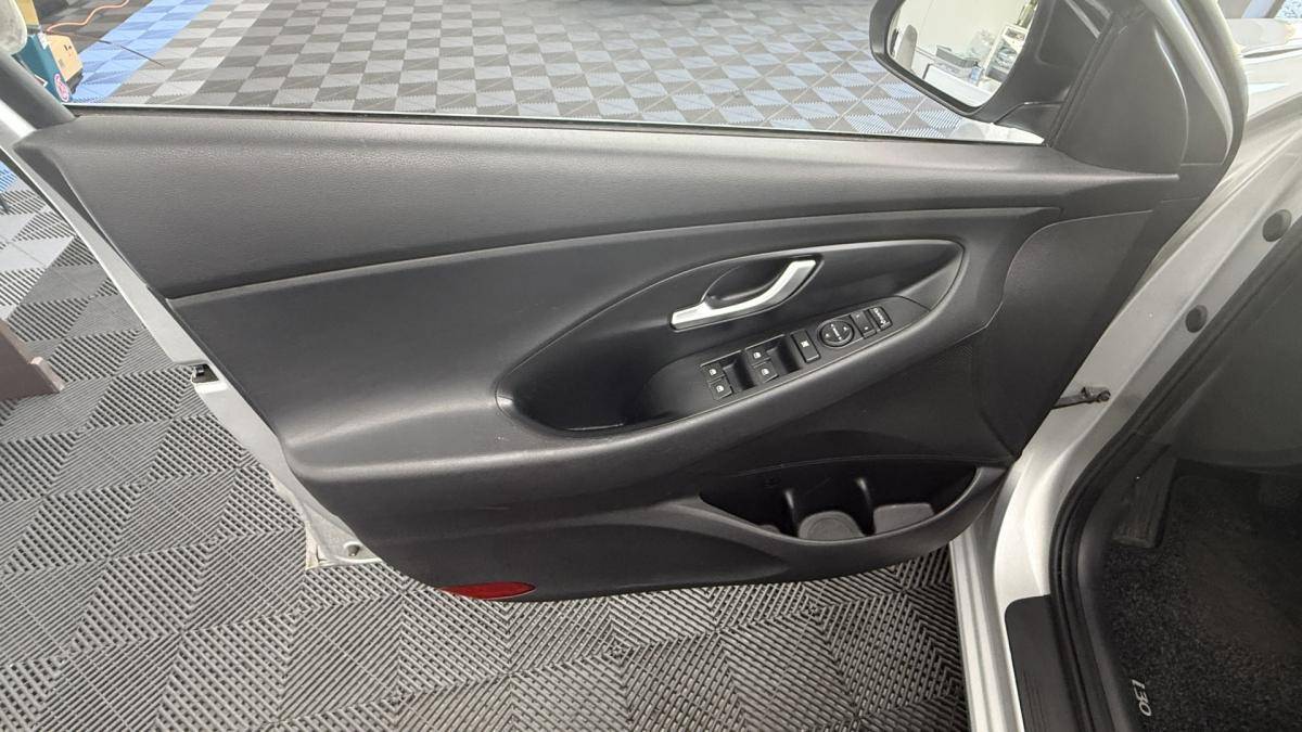 hyundai-i30-2018-gasolina-998cc