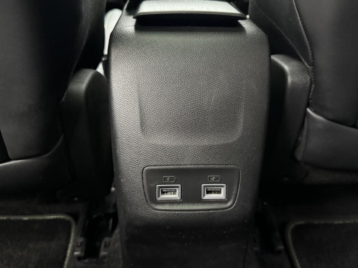 peugeot-e-2008-2020-eletrico-0cc