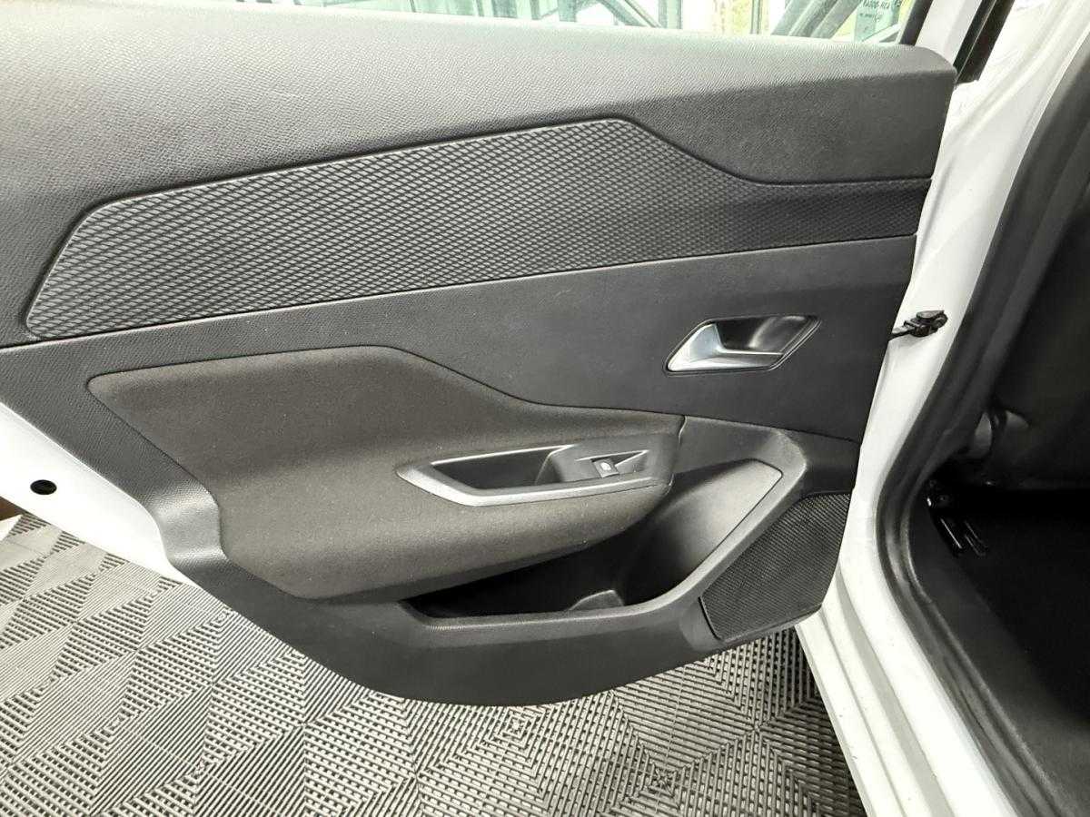 peugeot-308-sw-2024-gasolina-1199cc