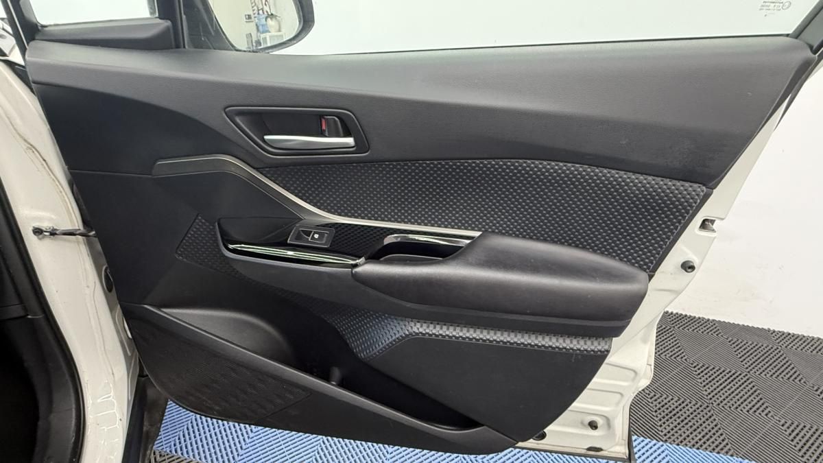 toyota-c-hr-2018-hibrido-1798cc