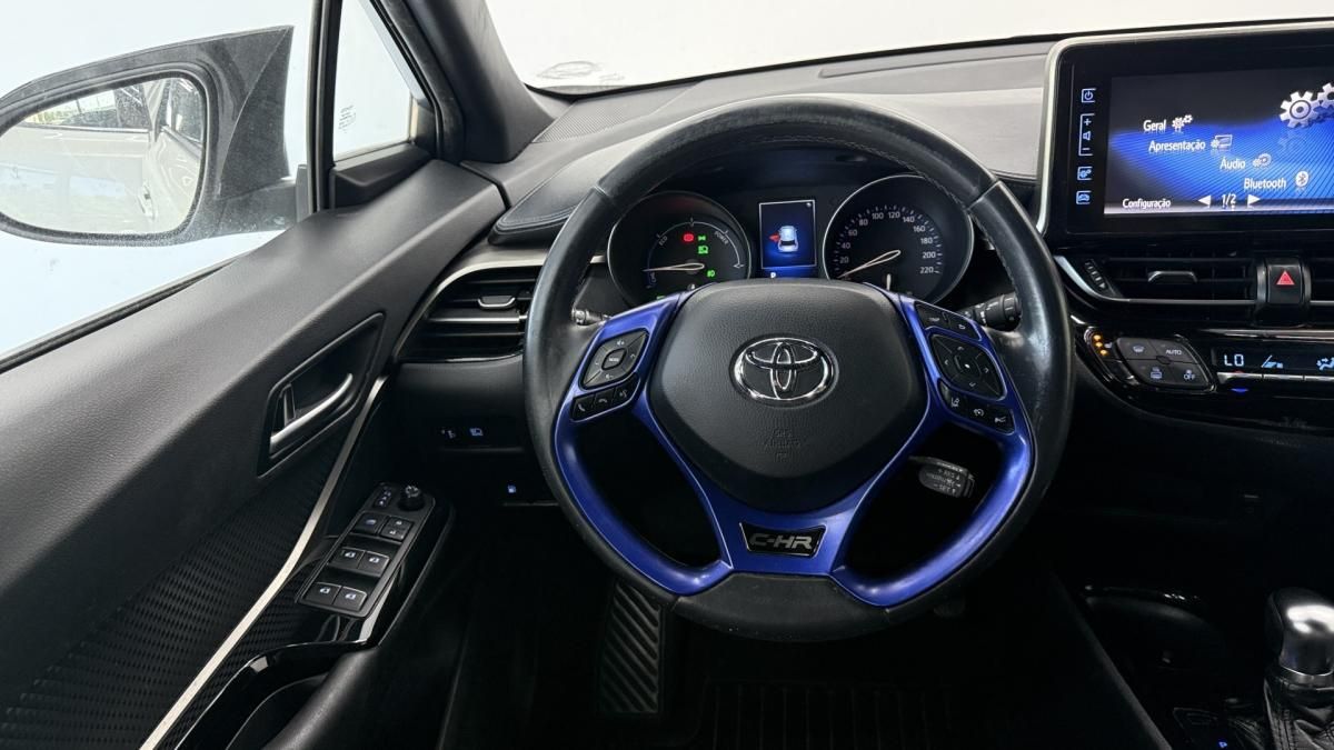 toyota-c-hr-2018-hibrido-1798cc