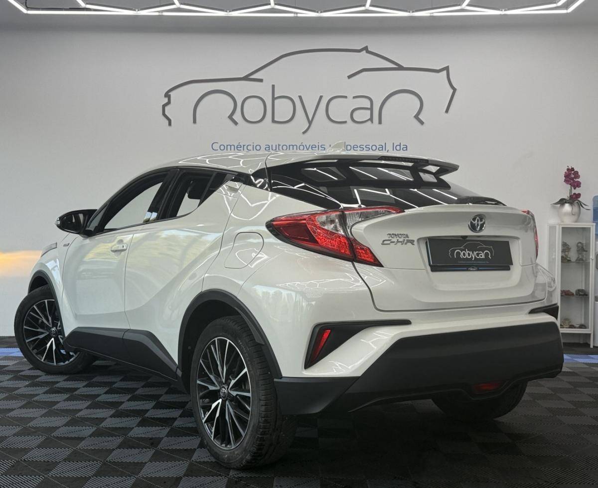 toyota-c-hr-2018-hibrido-1798cc