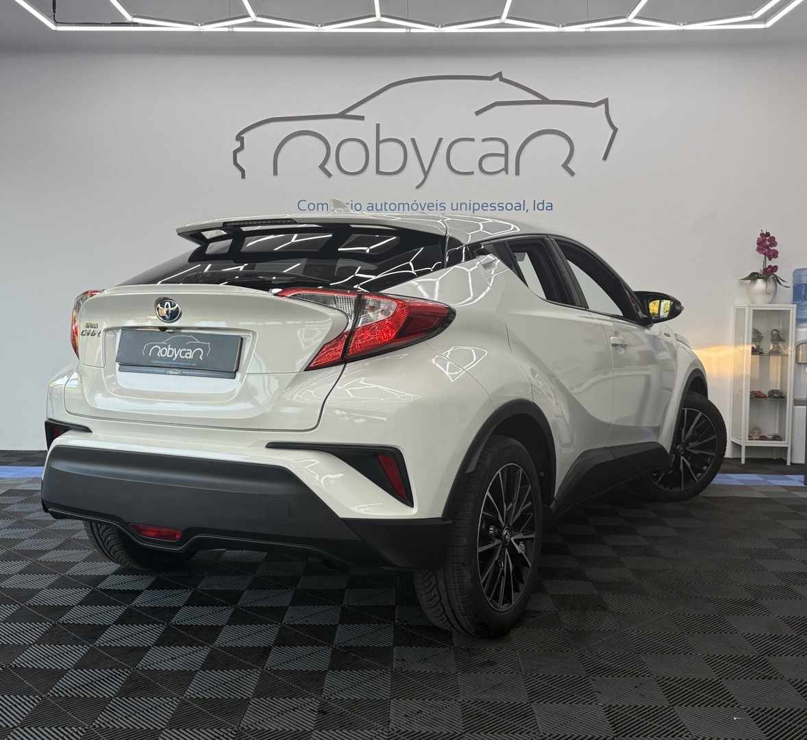 toyota-c-hr-2018-hibrido-1798cc