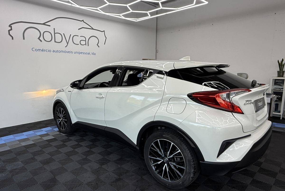 toyota-c-hr-2018-hibrido-1798cc