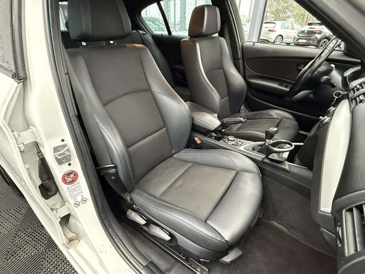 bmw-serie-1-120d-2011-diesel-1995cc