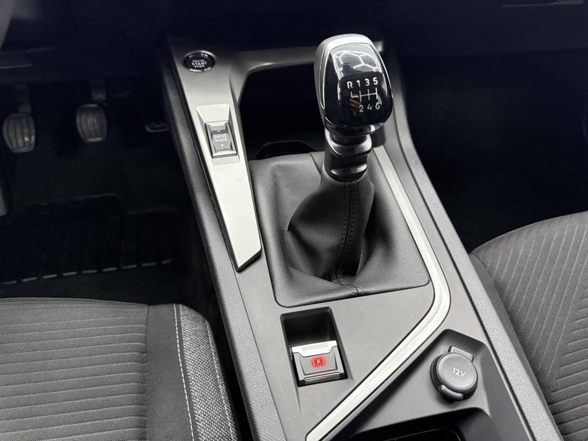 peugeot-308-sw-2024-gasolina-1199cc