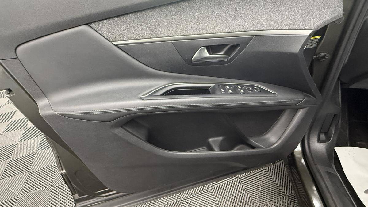 peugeot-3008-2020-diesel-1499cc
