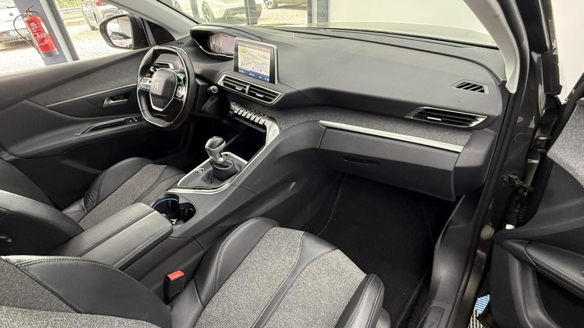 peugeot-3008-2020-diesel-1499cc