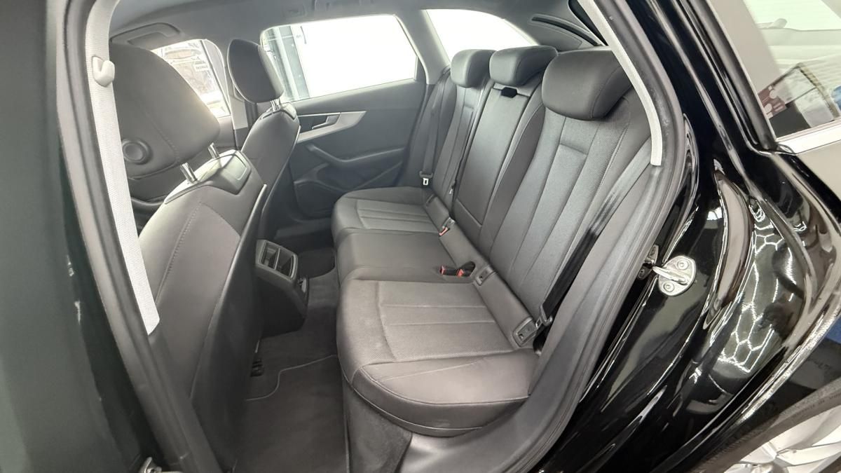 audi-a4-avant-2022-diesel-1968cc