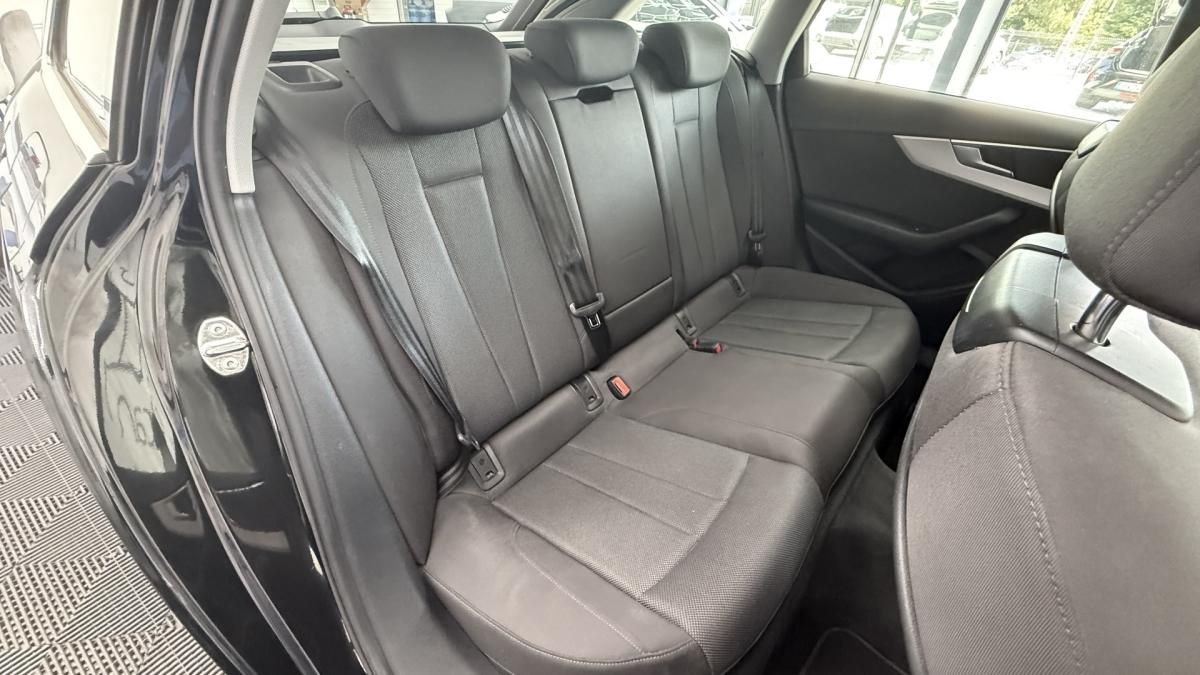 audi-a4-avant-2022-diesel-1968cc