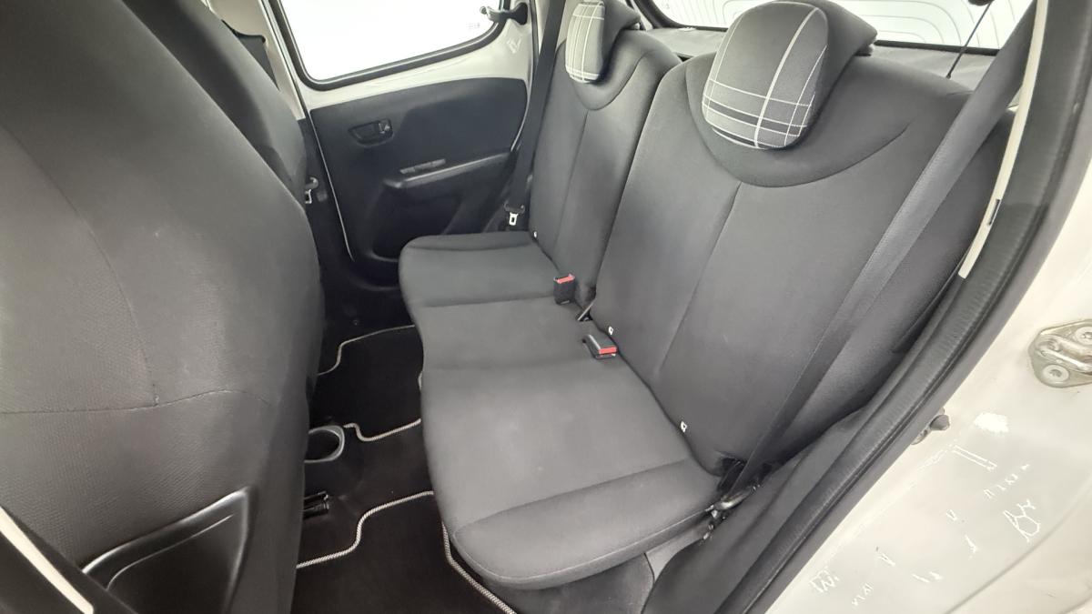 peugeot-108-2017-gasolina-1199cc