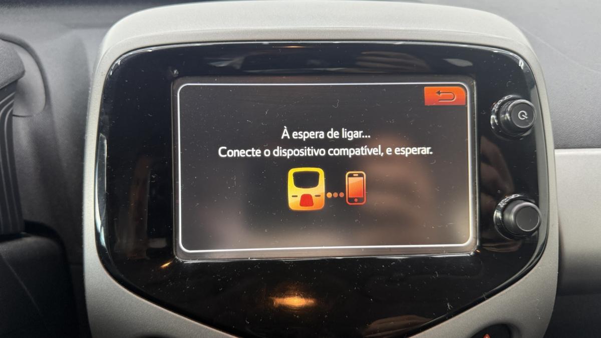 peugeot-108-2017-gasolina-1199cc