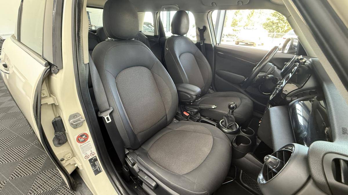 mini-cooper-2015-diesel-1496cc