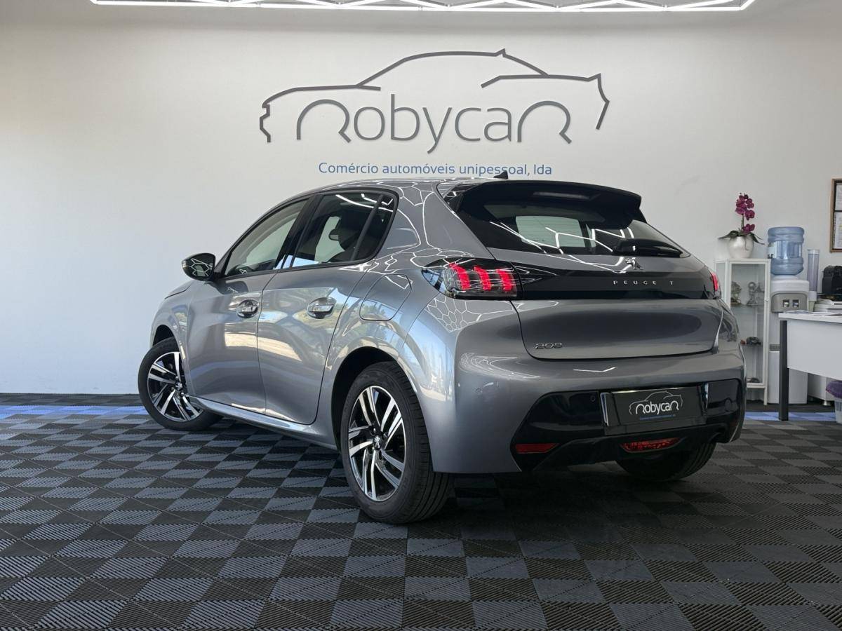 peugeot-208-2020-gasolina-1199cc