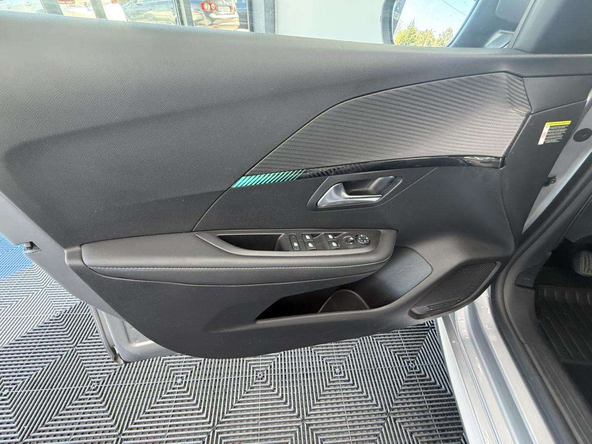 peugeot-208-2020-gasolina-1199cc