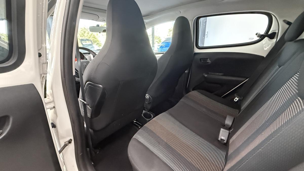 peugeot-108-2014-gasolina-1199cc