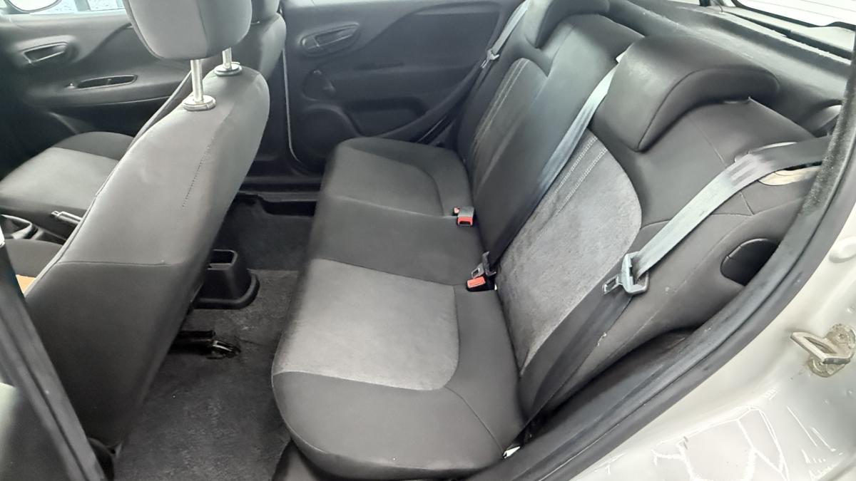 fiat-punto-2016-gasolina-1242cc