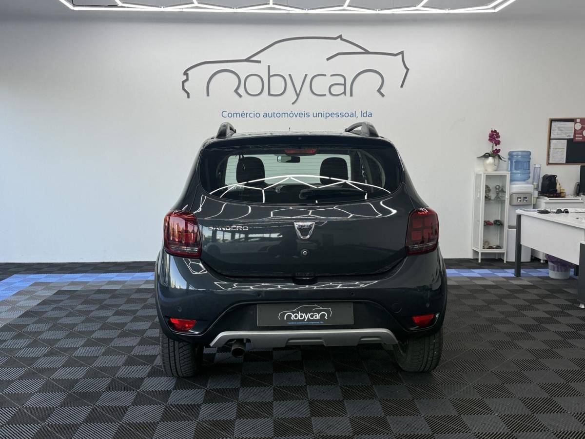 dacia-sandero-2018-gasolina-898cc
