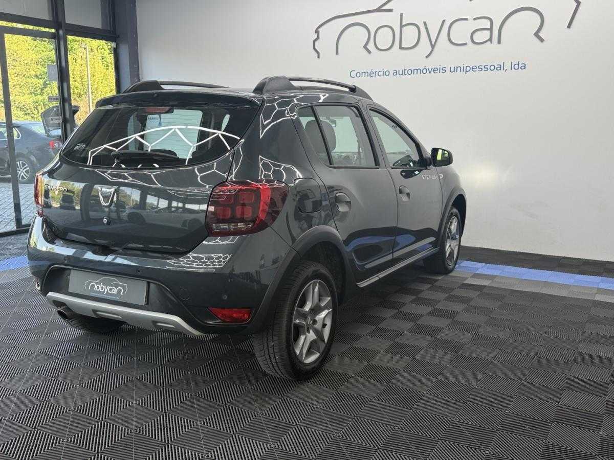 dacia-sandero-2018-gasolina-898cc