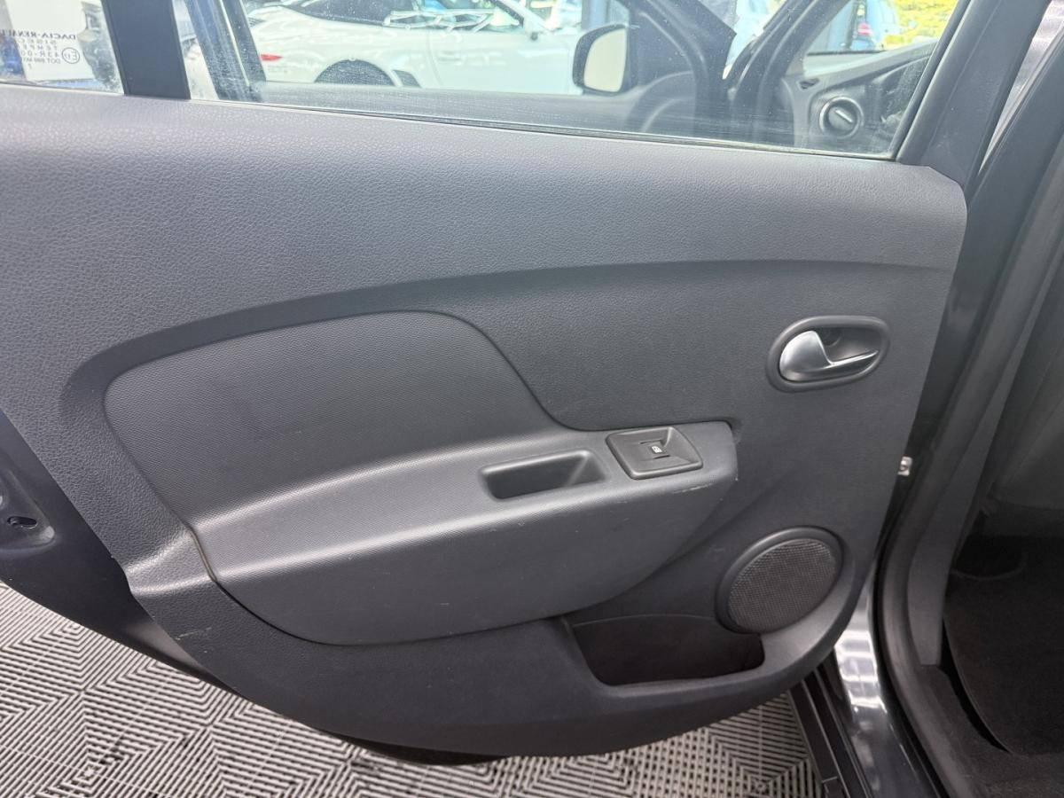 dacia-sandero-2018-gasolina-898cc