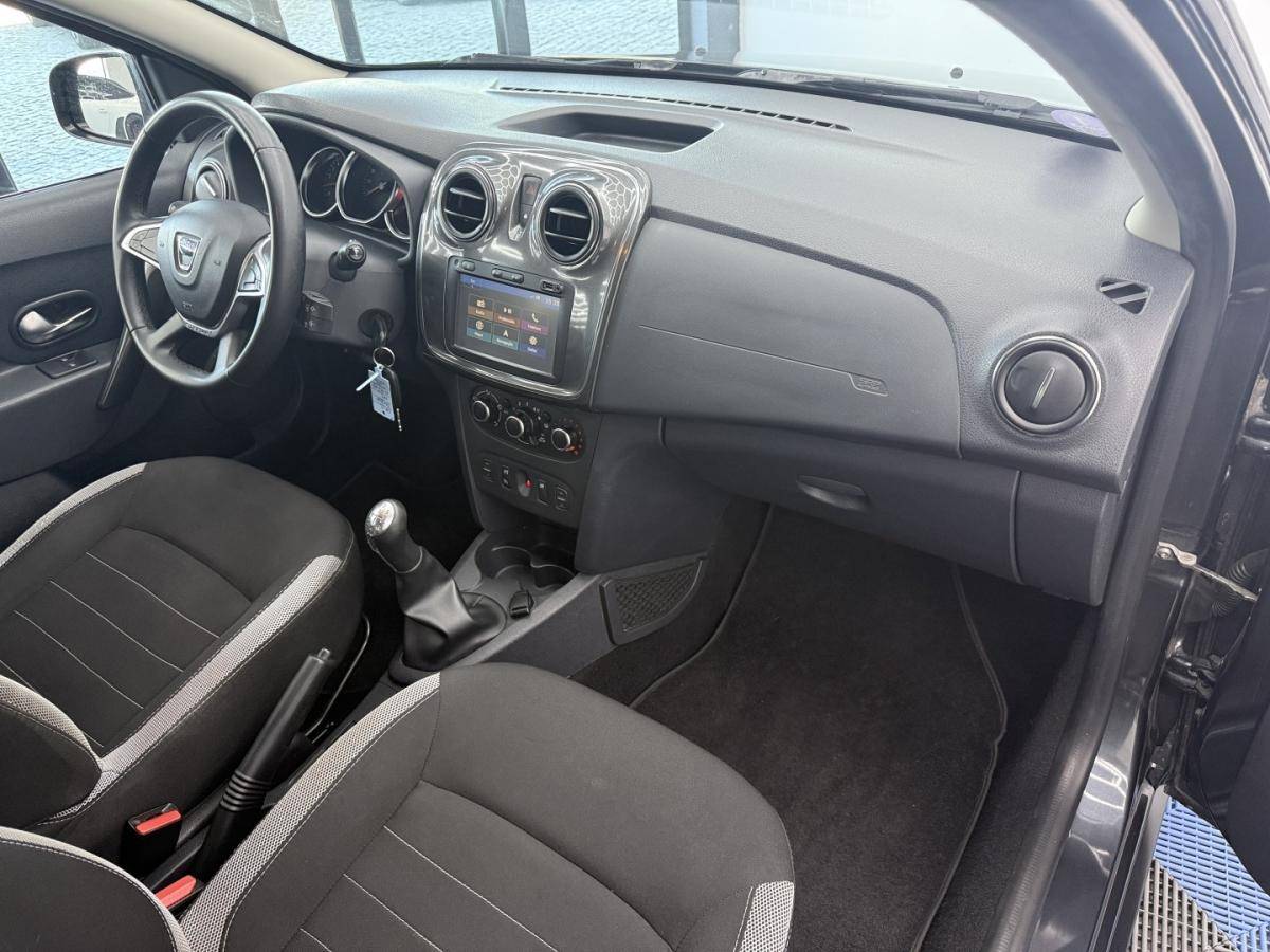dacia-sandero-2018-gasolina-898cc