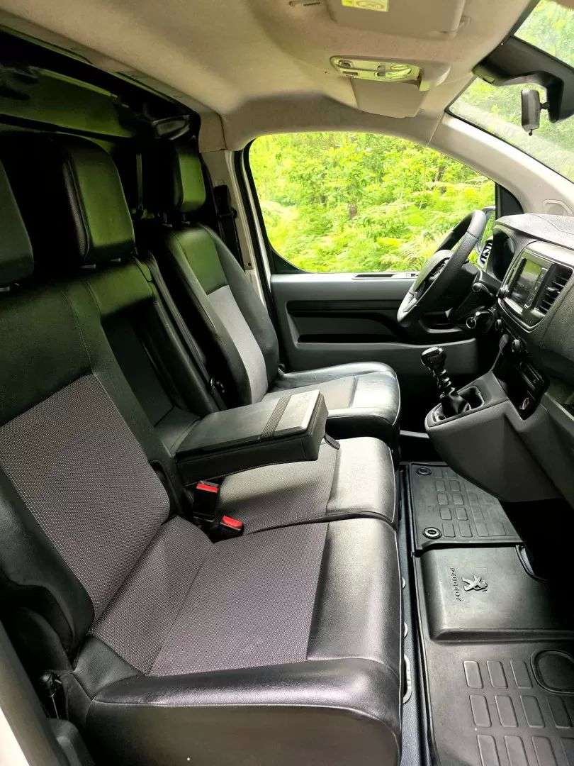 peugeot-expert-2019-diesel-1560cc