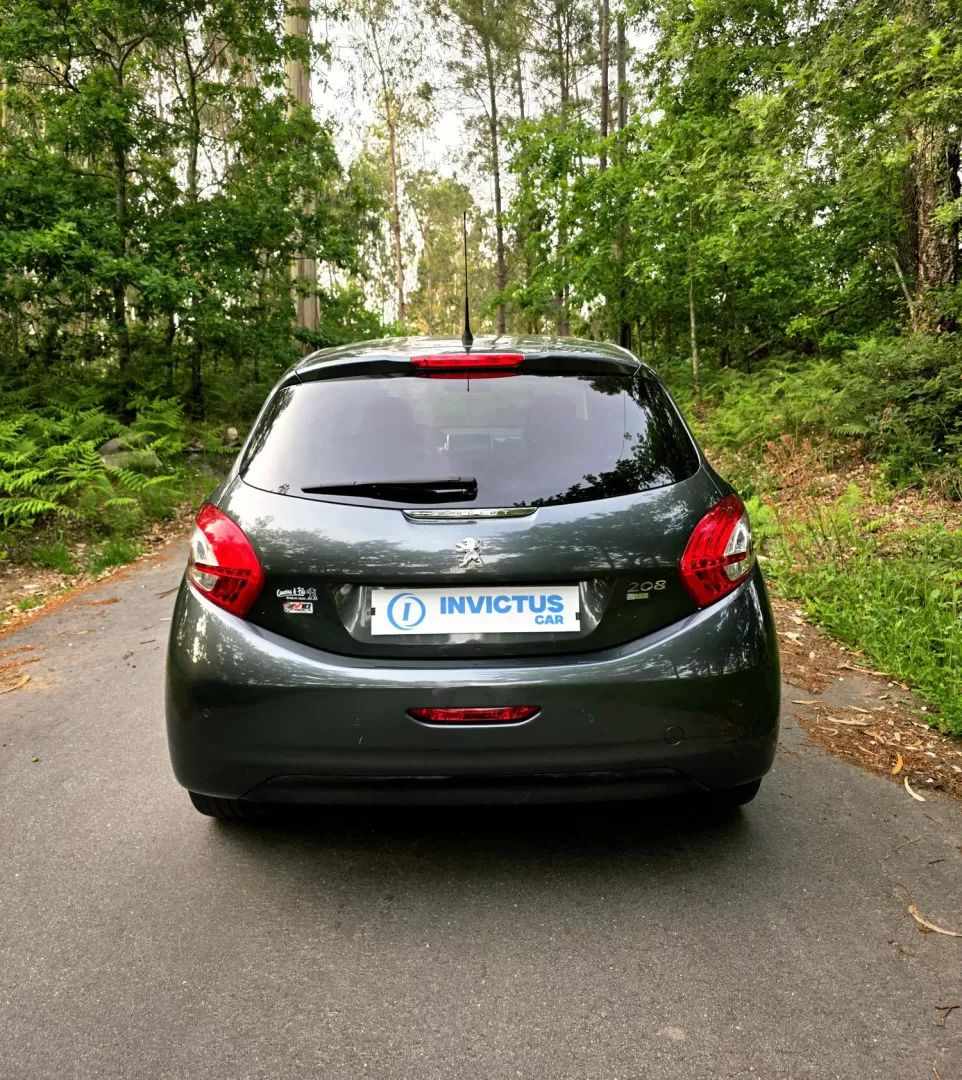 peugeot-208-2012-diesel-1560cc