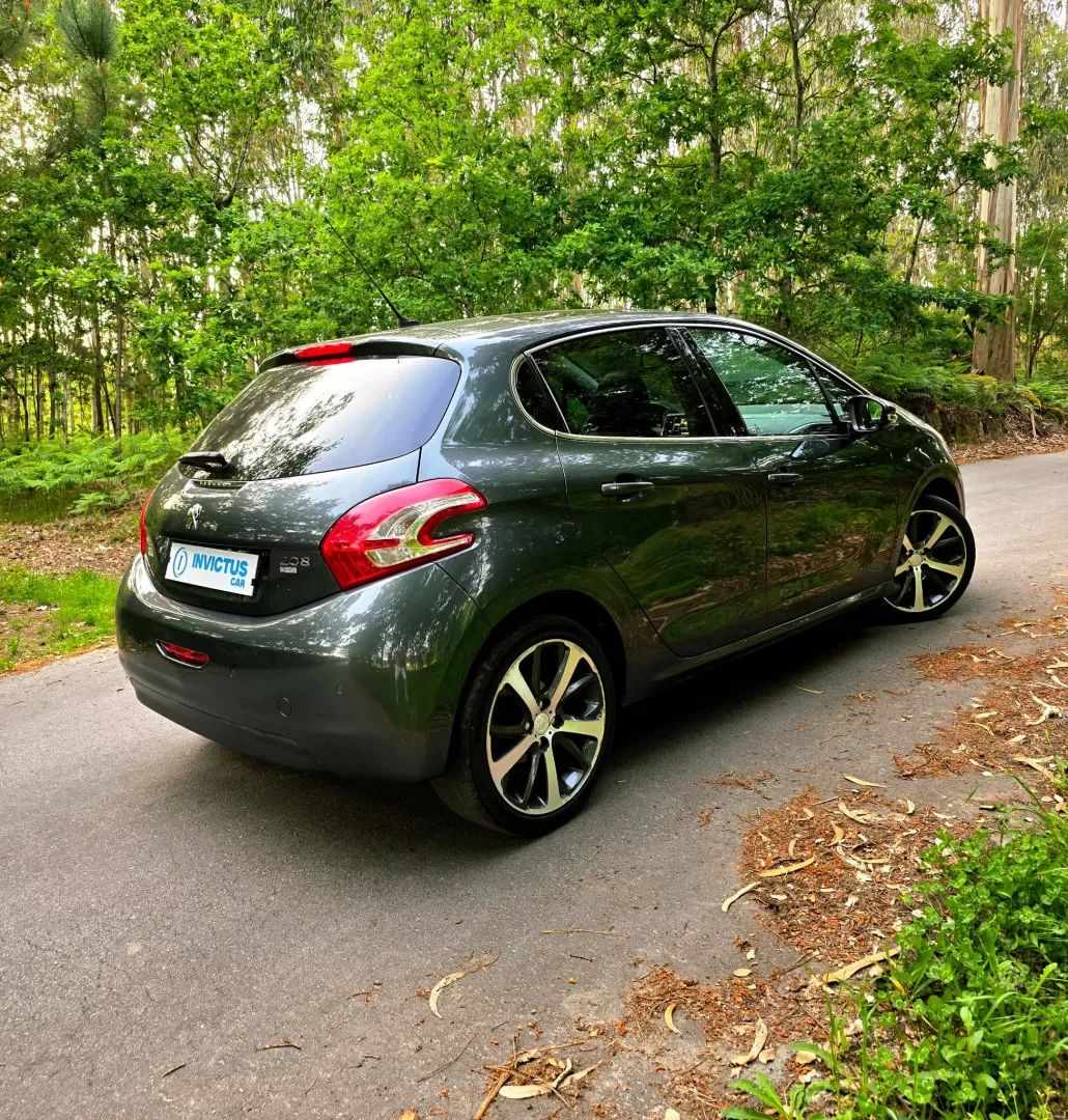 peugeot-208-2012-diesel-1560cc