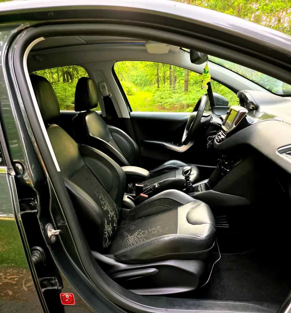 peugeot-208-2012-diesel-1560cc