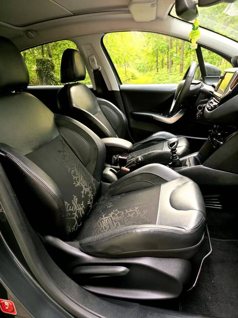 peugeot-208-2012-diesel-1560cc