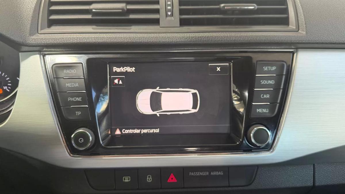 skoda-fabia-break-2015-gasolina-1197cc