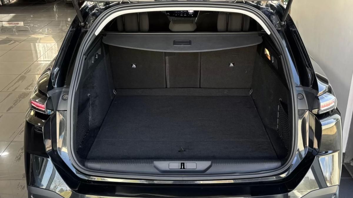 peugeot-308-sw-2022-diesel-1499cc