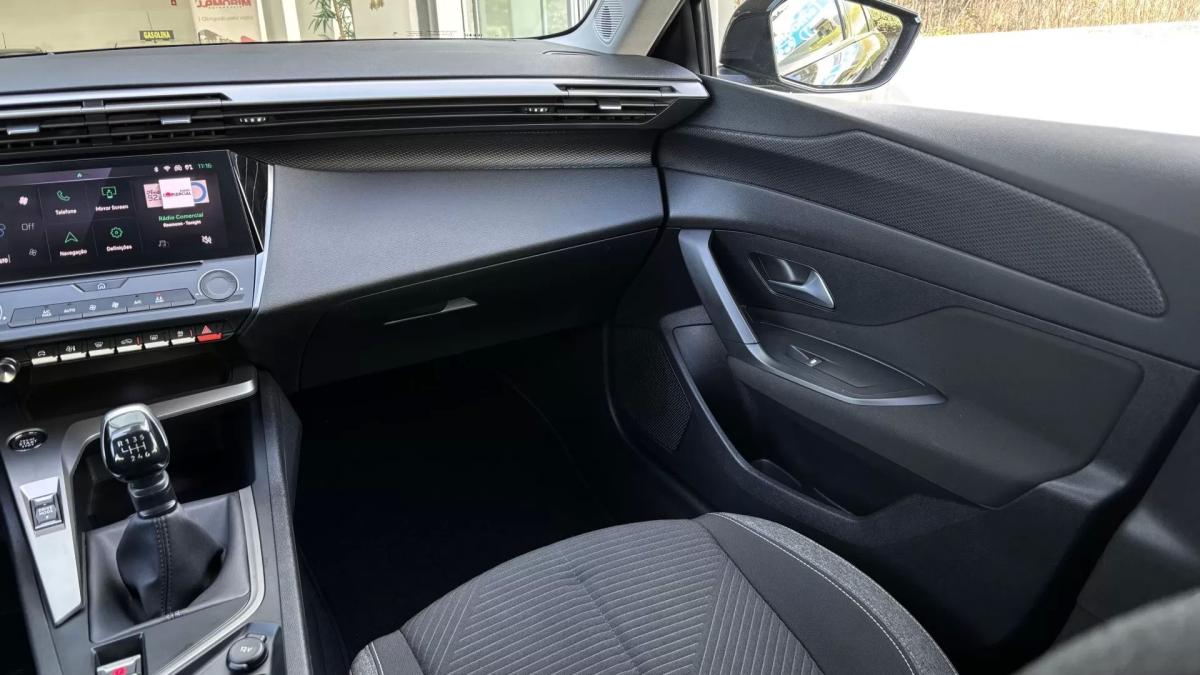 peugeot-308-sw-2022-diesel-1499cc