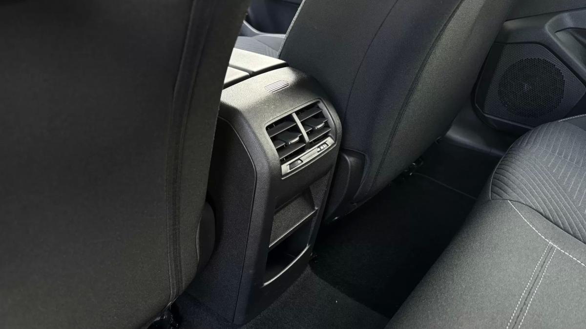peugeot-308-sw-2022-diesel-1499cc