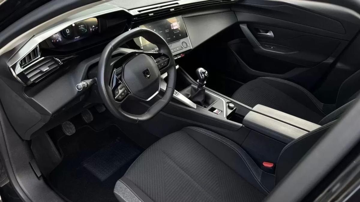 peugeot-308-sw-2022-diesel-1499cc