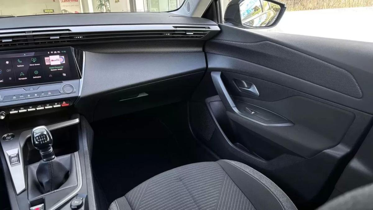 peugeot-308-sw-2022-diesel-1499cc