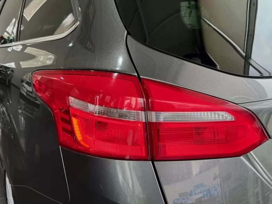 ford-focus-sw-2015-gasolina-998cc