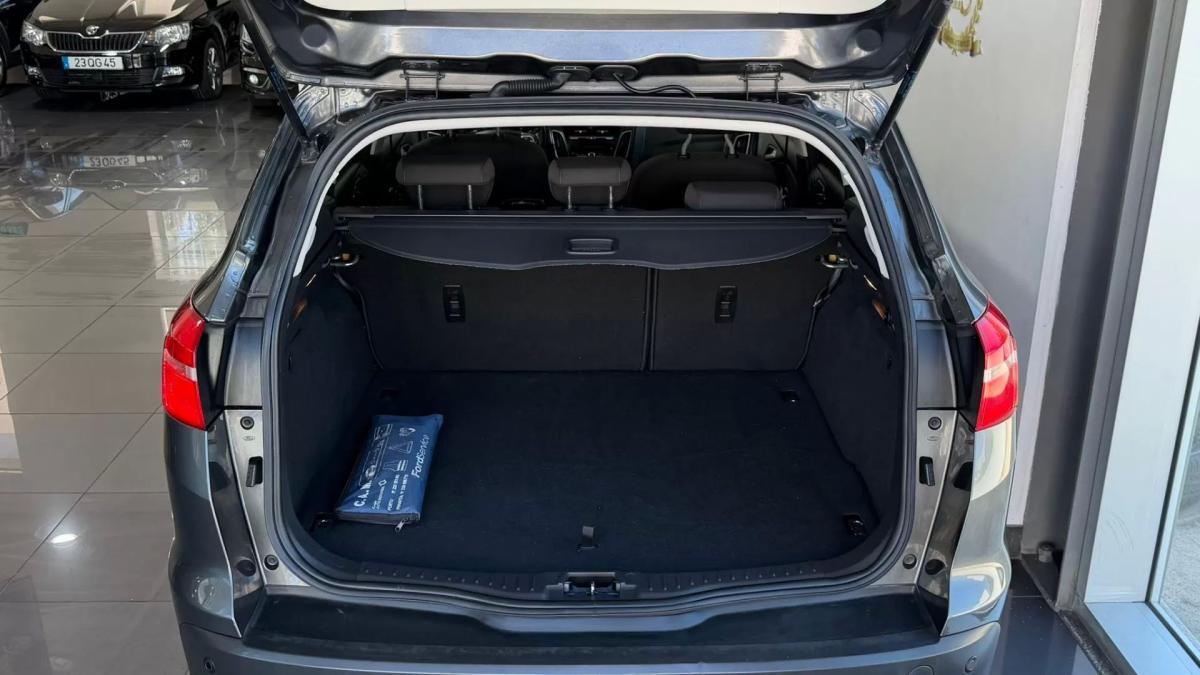 ford-focus-sw-2015-gasolina-998cc