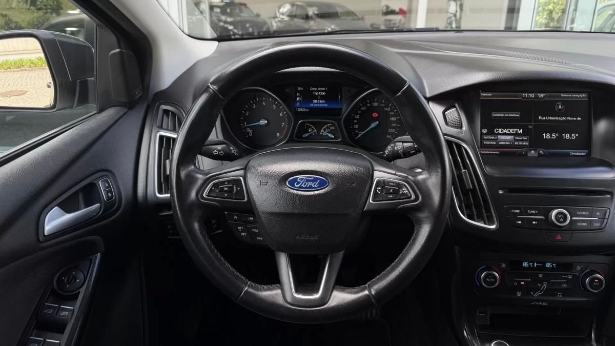 ford-focus-sw-2015-gasolina-998cc