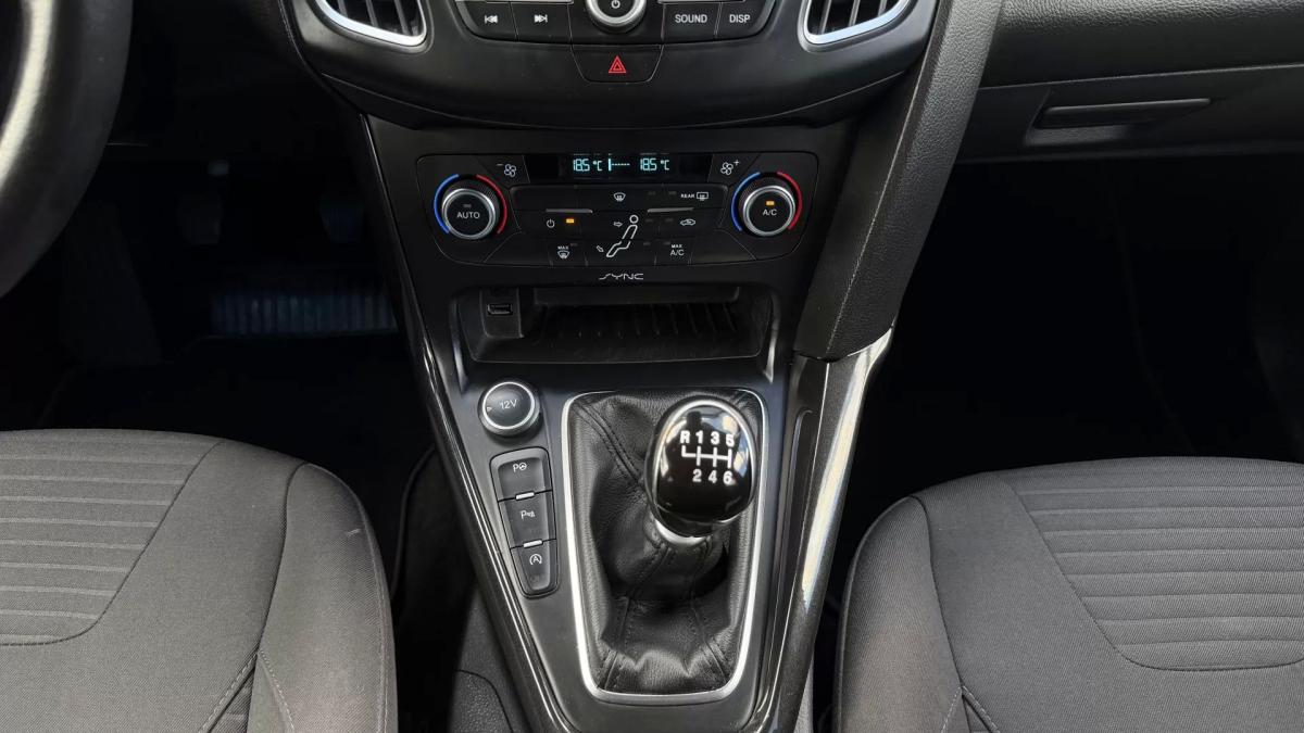 ford-focus-sw-2015-gasolina-998cc