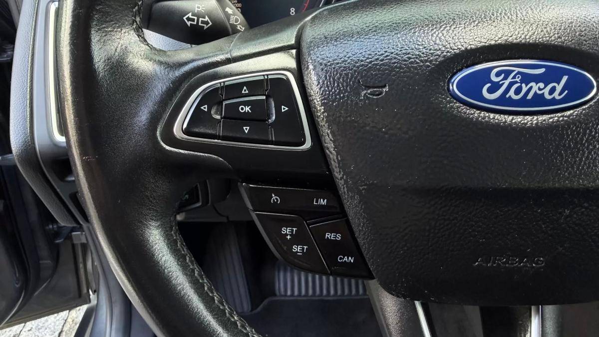 ford-focus-sw-2015-gasolina-998cc