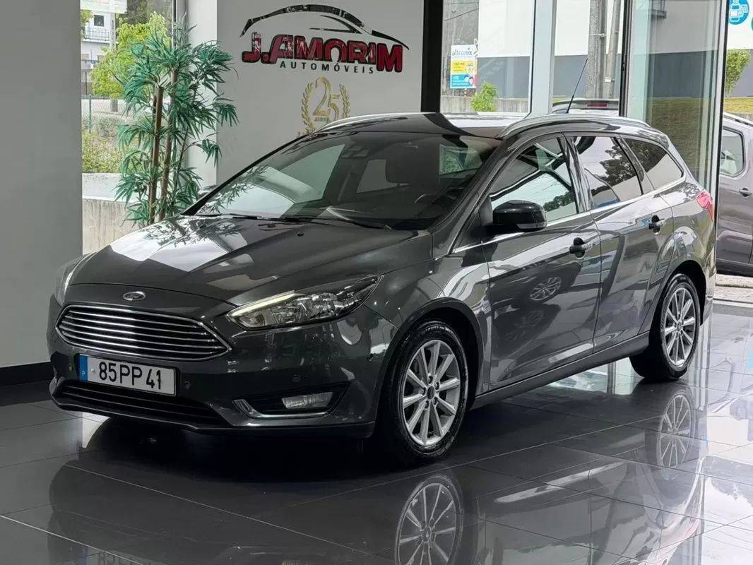 ford-focus-sw-2015-gasolina-998cc