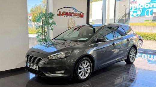 ford-focus-sw-2015-gasolina-998cc