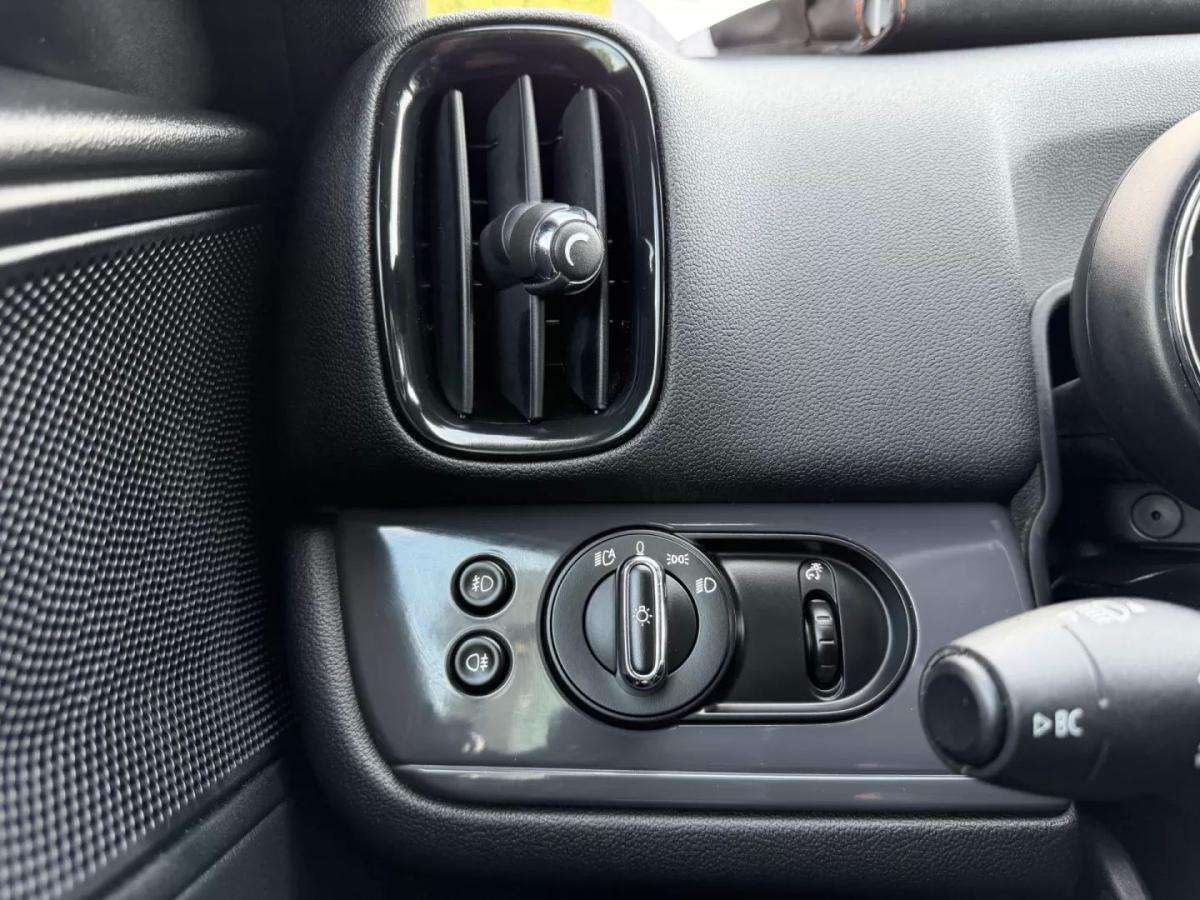 mini-countryman-2019-diesel-1496cc